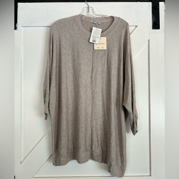 Made in Italy Tunic - Picture 1 of 2